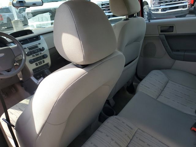 Used 2008 Ford Focus SE image 25