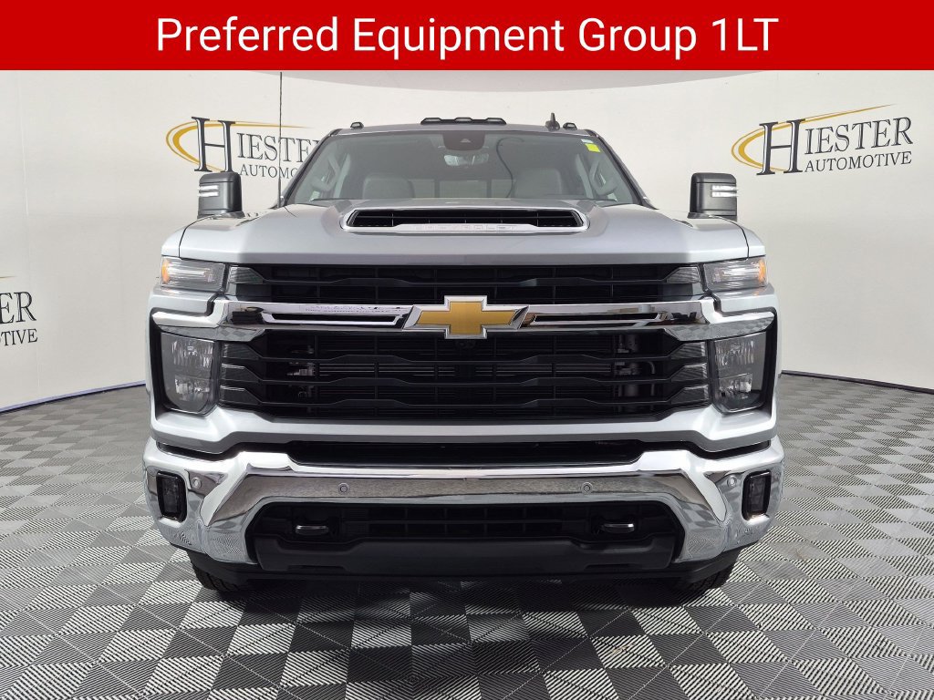 Certified 2026 Chevrolet Silverado 3500 LT w/ All Star Edition AWD/4WD image 9