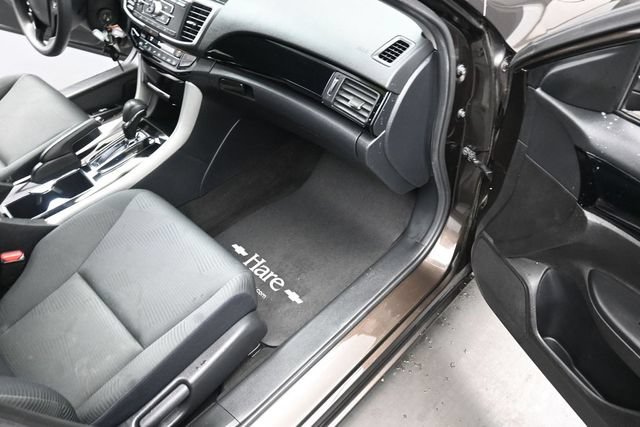 Used 2016 Honda Accord LX image 40