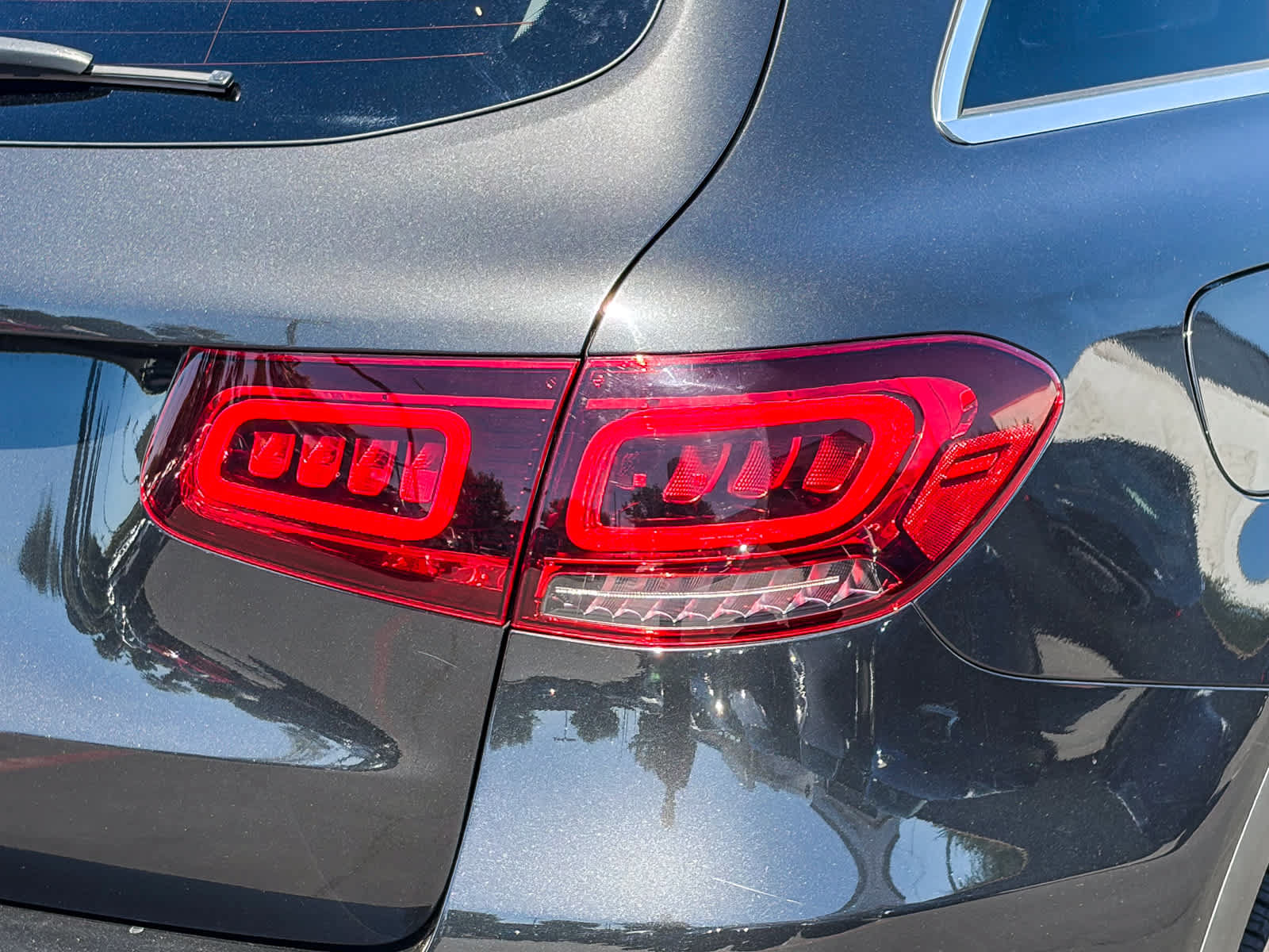 Used 2022 Mercedes-Benz GLC 300 image 9