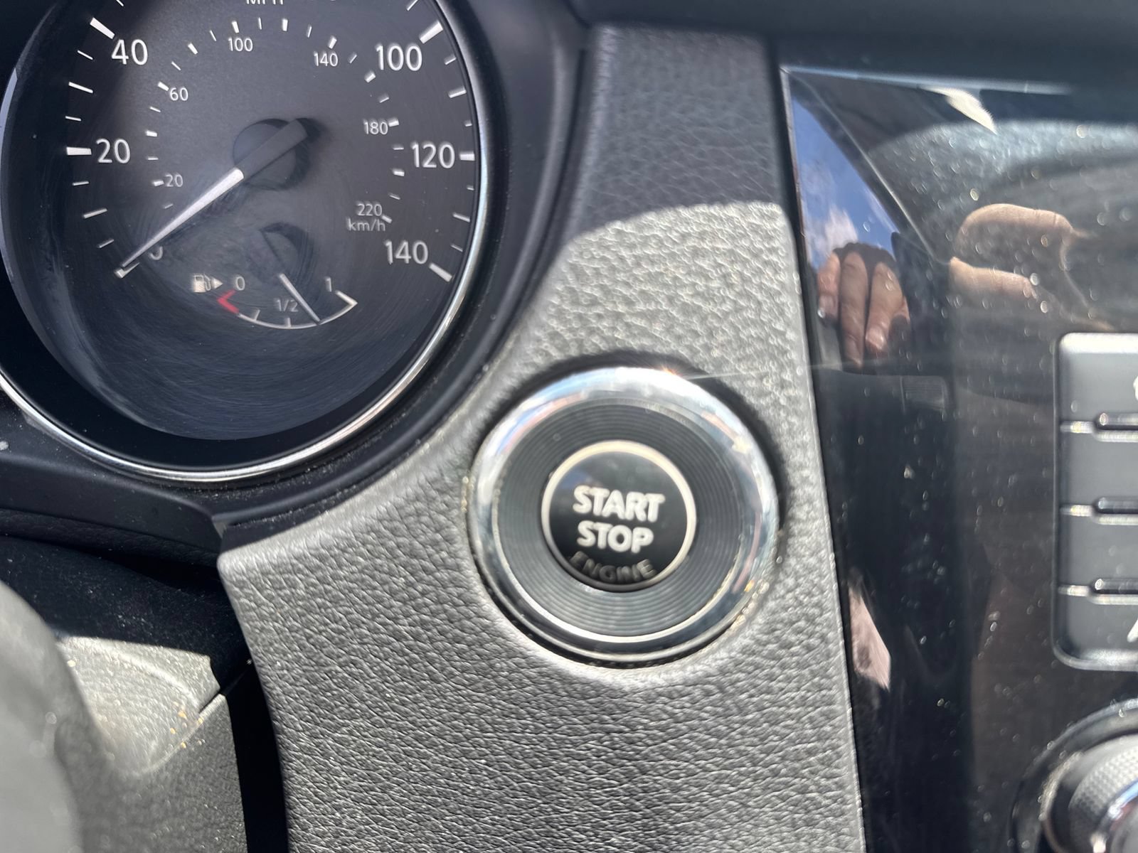 Used 2019 Nissan Rogue SV AWD/4WD image 29