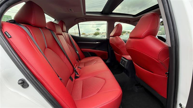 Used 2022 Toyota Camry XSE FWD image 43