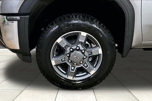 New 2026 GMC Sierra 2500 SLE w/ SLE Value Package; image 7