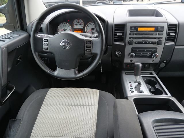 Used 2011 Nissan Titan PRO-4X w/ Pro-4x Premium Utility Pkg image 18
