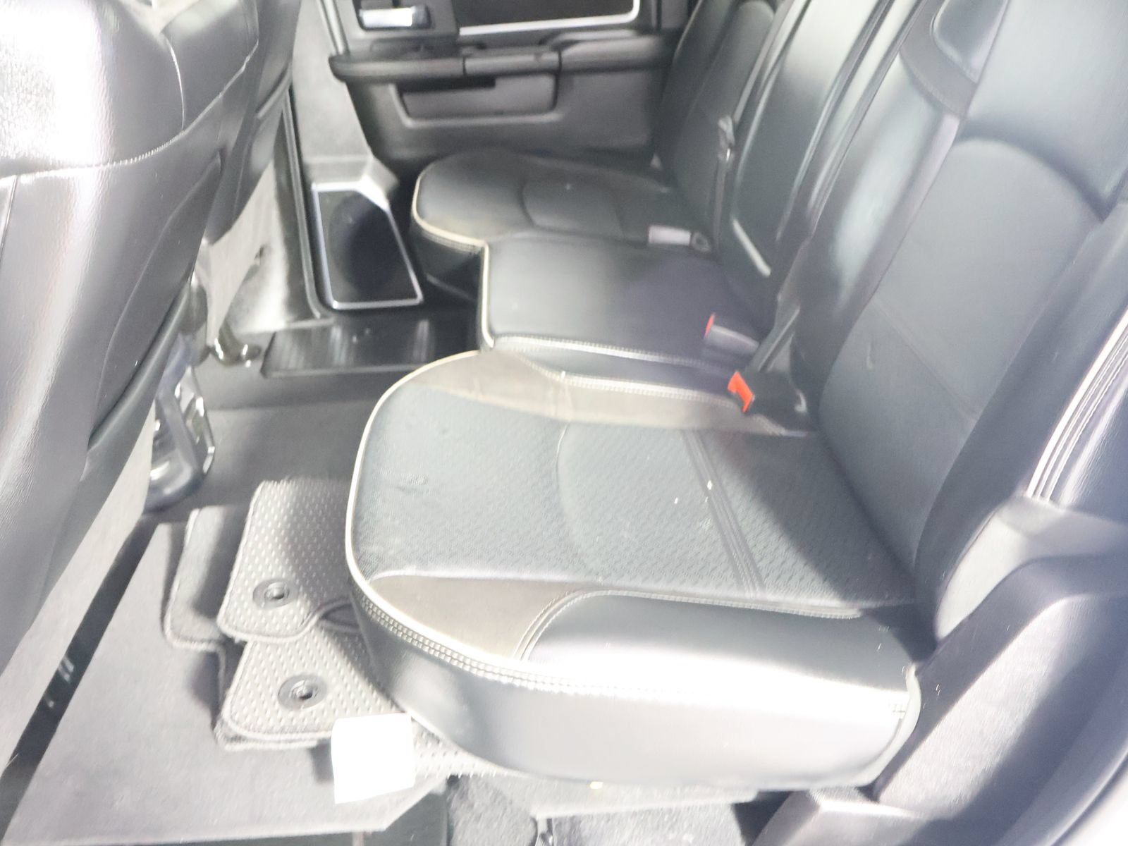 Used 2024 RAM 2500 Laramie w/ Safety Group AWD/4WD image 46