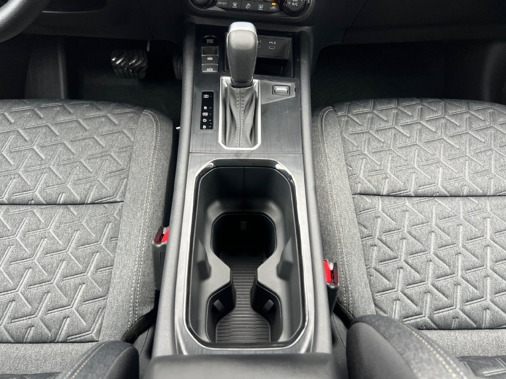 New 2027 Nissan Kicks SV FWD image 12