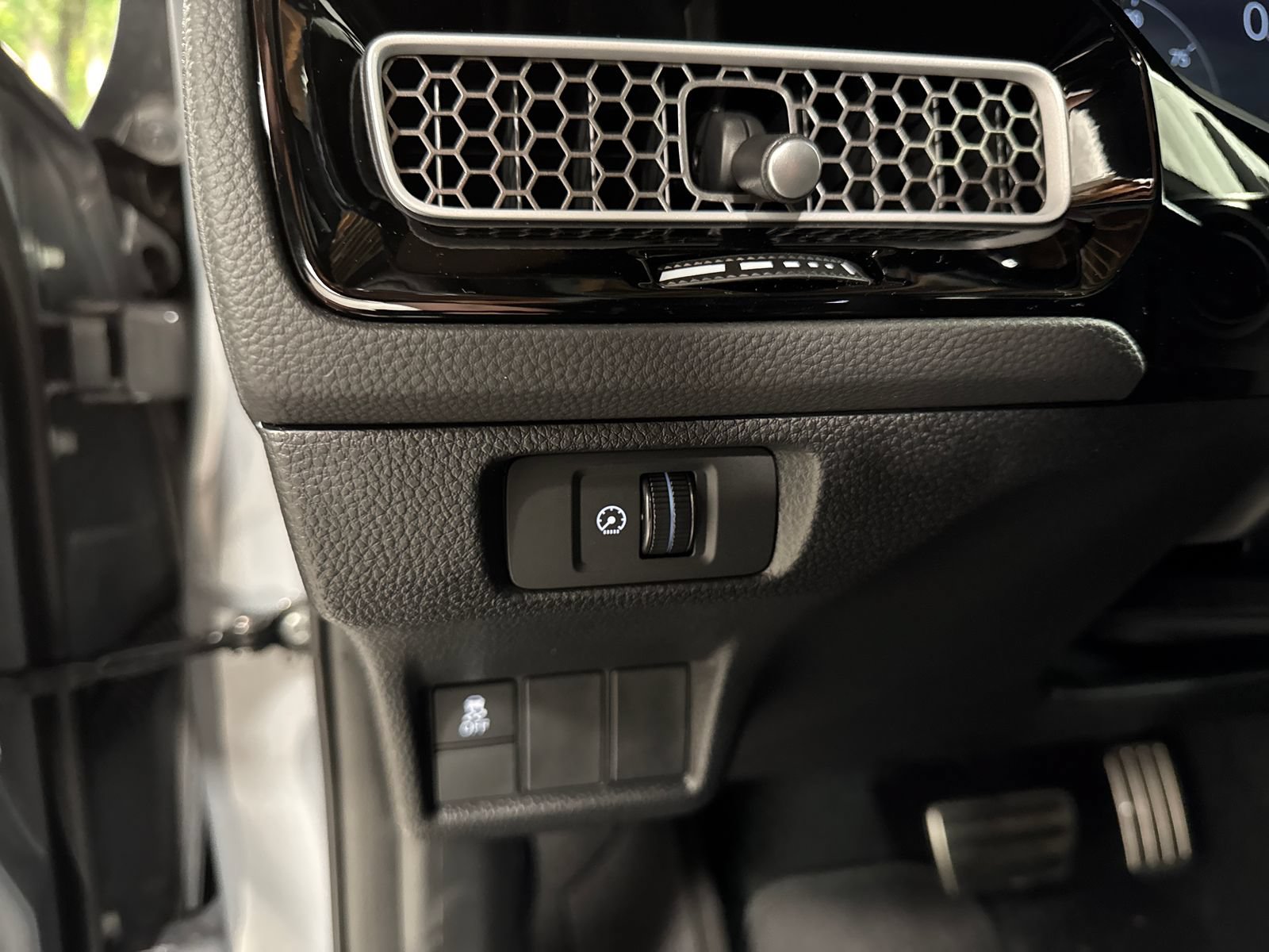 Used 2026 Honda Civic Sport Touring image 18
