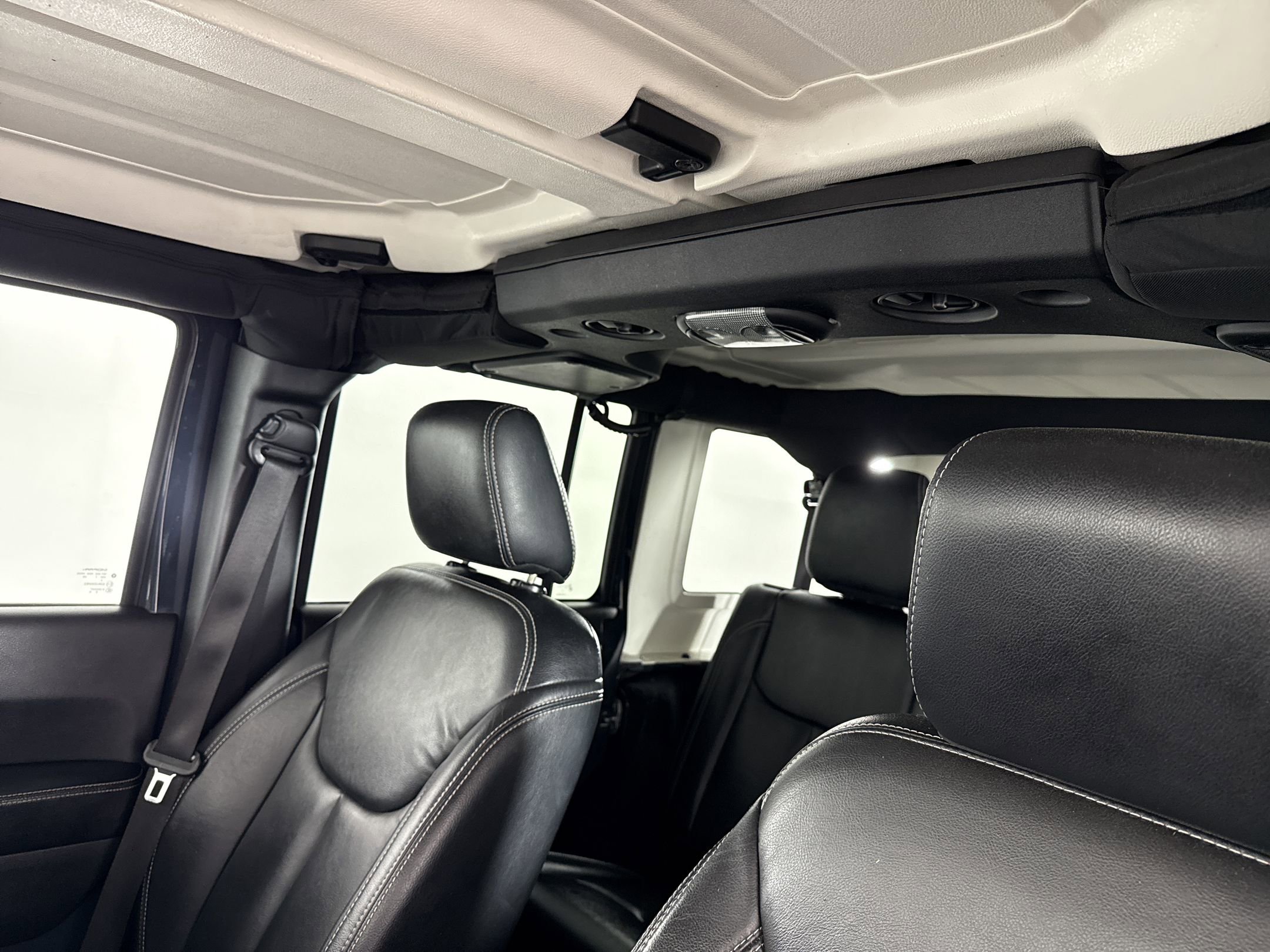 Used 2017 Jeep Wrangler Unlimited Sahara w/ Quick Order Package 24E Chief AWD/4WD image 22