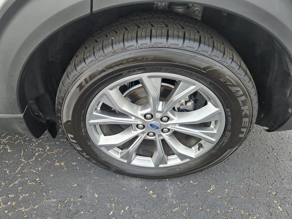 Used 2021 Ford Explorer XLT RWD image 10