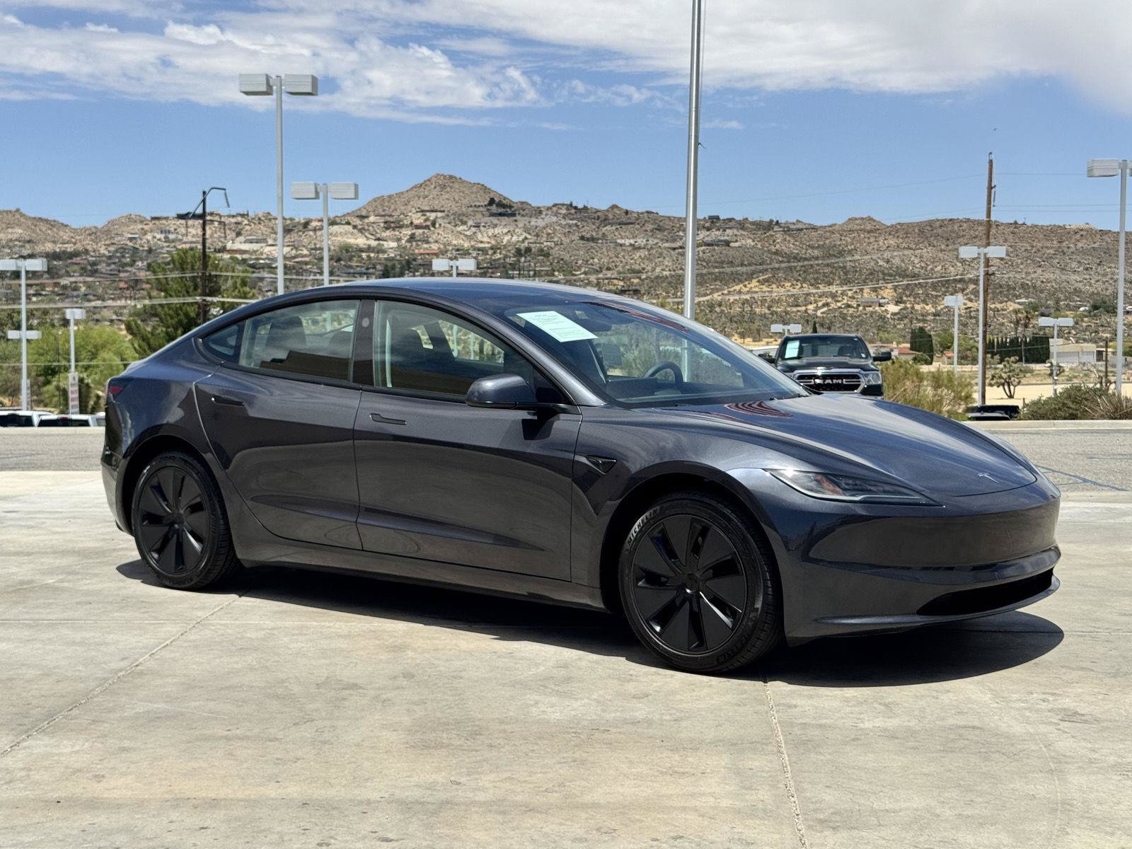 Used 2025 Tesla Model 3 Long Range RWD image 1