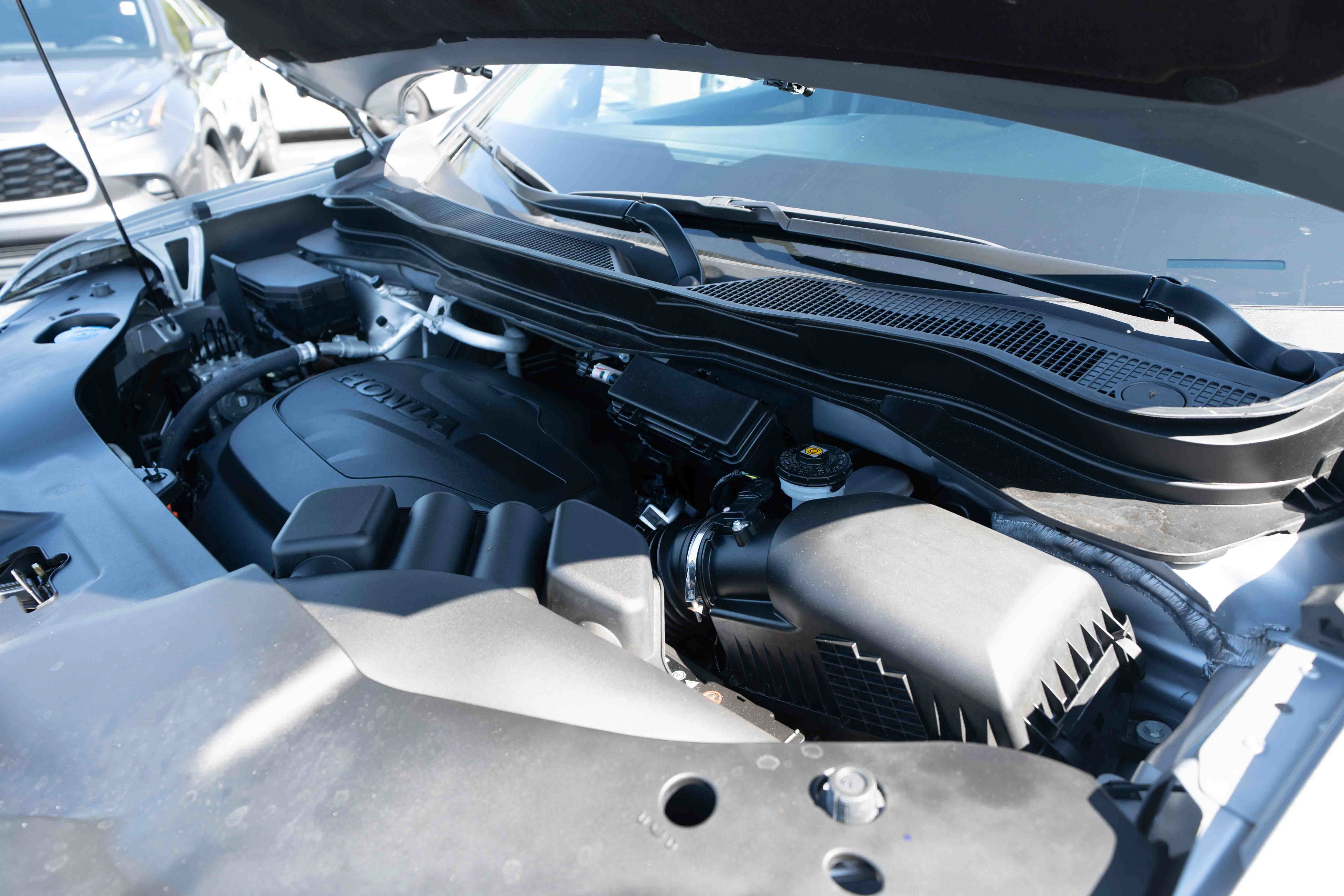Certified 2025 Honda Passport TrailSport image 34