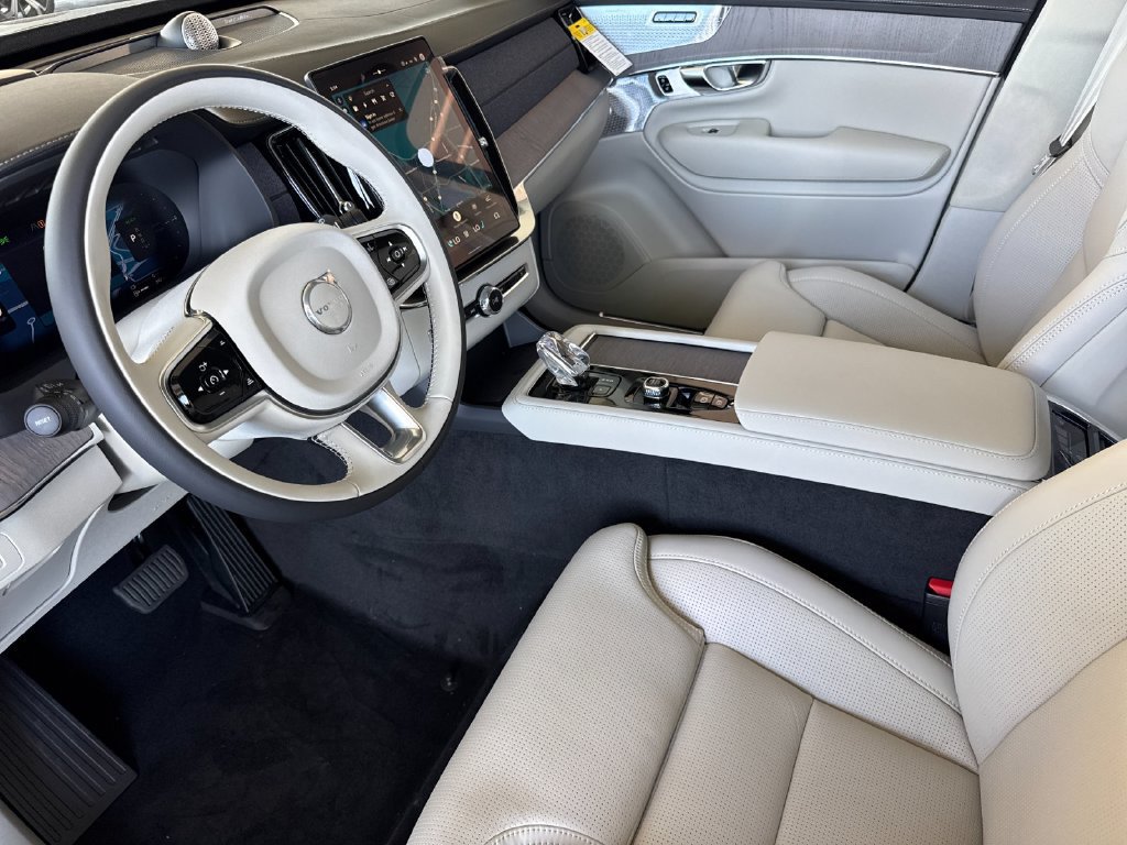 New 2027 Volvo XC90 T8 Ultra AWD/4WD image 9