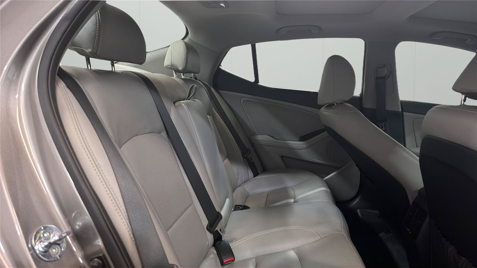 Used 2012 Kia Optima EX w/ Premium Pkg FWD image 13