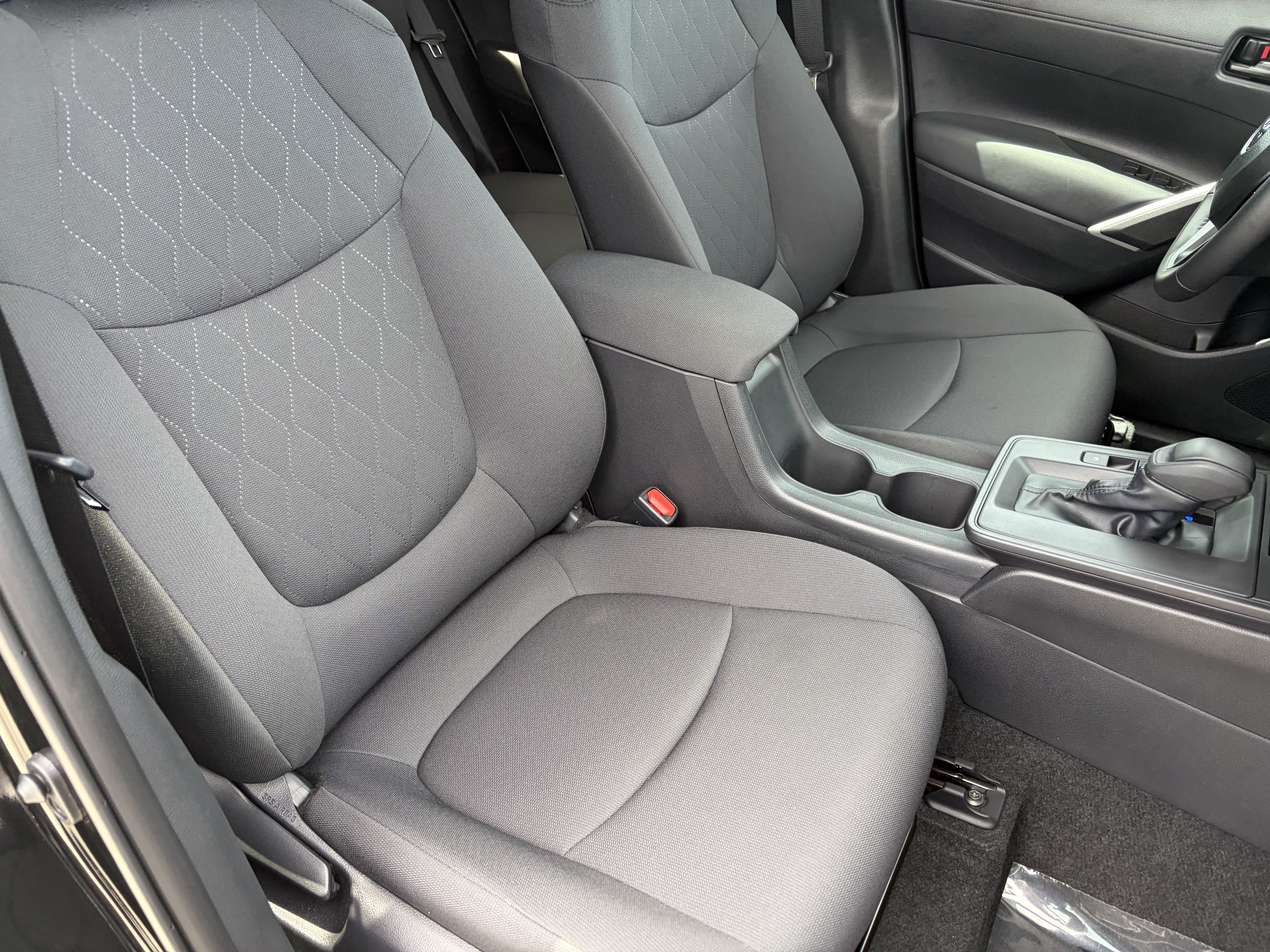 Certified 2026 Toyota Corolla Cross LE FWD image 11