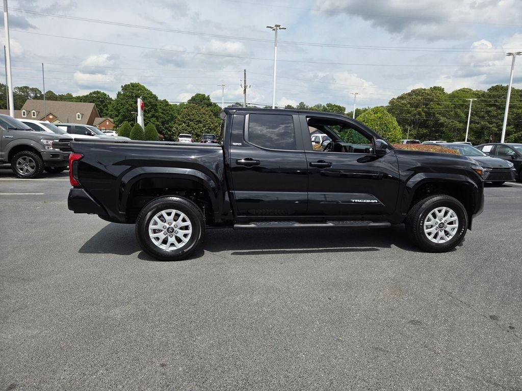 Used 2024 Toyota Tacoma SR5 w/ SR5 Upgrade Package RWD image 12