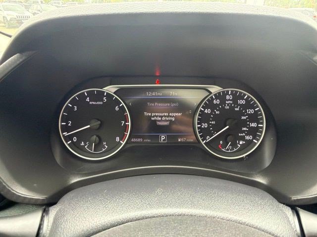 Used 2023 Nissan Sentra SR w/ SR Premium Package FWD image 27