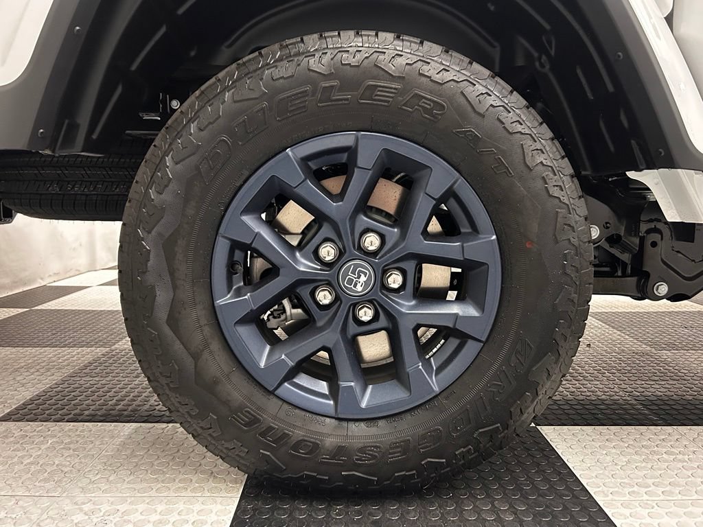 New 2026 Jeep Gladiator Sport AWD/4WD image 8
