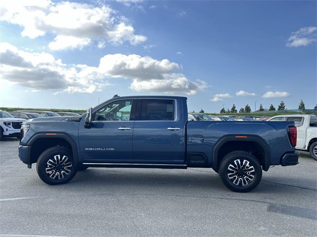 New 2026 GMC Sierra 2500 Denali Ultimate w/ Max Trailering Package image 6