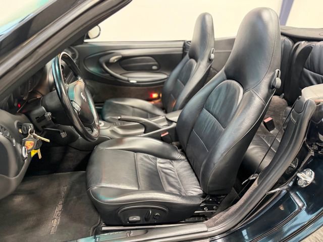 Used 2002 Porsche 911 Carrera RWD image 23