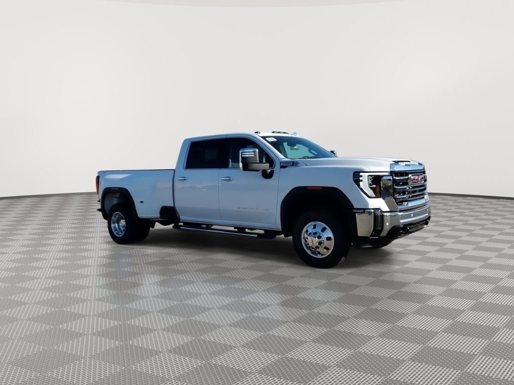 New 2026 GMC Sierra 3500 SLT w/ SLT Premium Package image 2