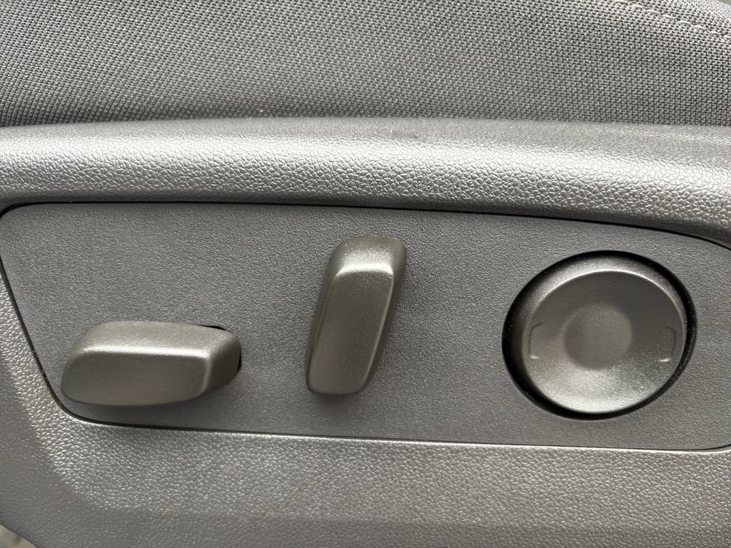 New 2025 Chevrolet Silverado 2500 Custom w/ Custom Value Package image 26