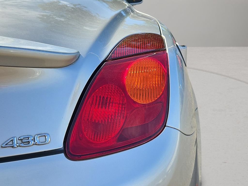 Used 2004 Lexus SC 430 Convertible RWD image 27