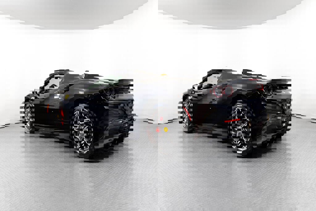 Certified 2023 Ferrari F8 Tributo image 17