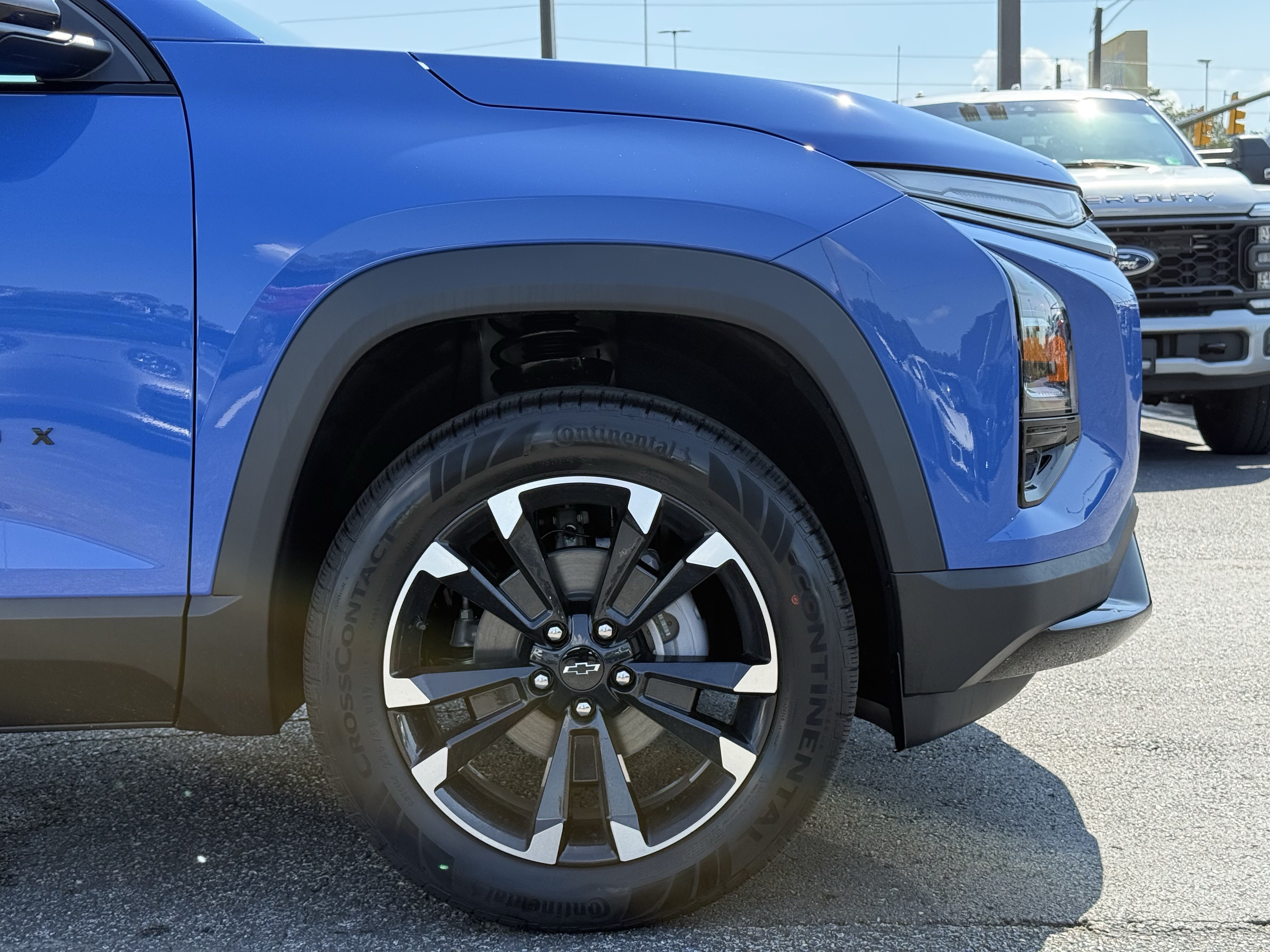 New 2027 Chevrolet Equinox RS w/ Safety and Technology Package FWD image 12
