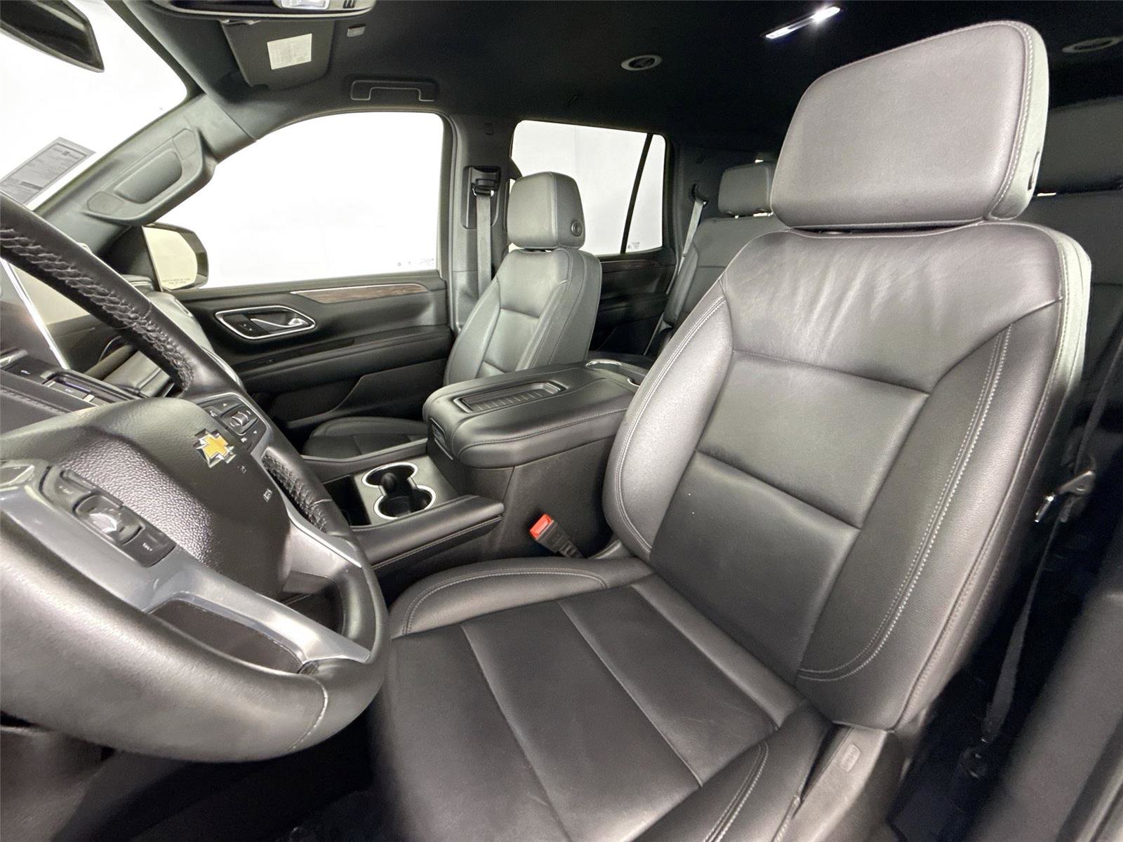 Used 2024 Chevrolet Tahoe LT image 3