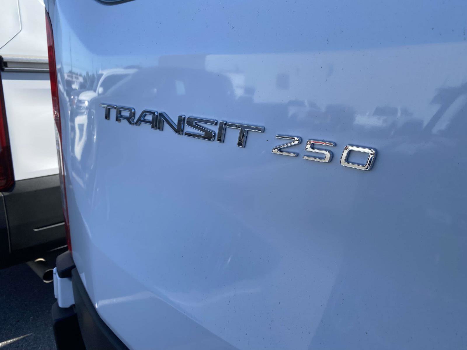 Used 2024 Ford Transit 250 Low Roof w/ Exterior Upgrade Package RWD image 10