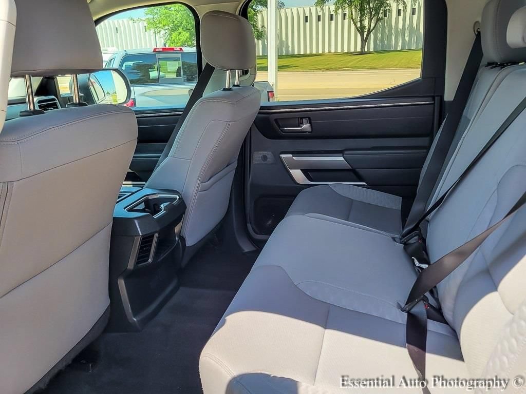 Used 2022 Toyota Tundra SR5 AWD/4WD image 10