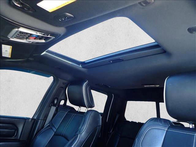 Used 2022 RAM 3500 Limited image 13