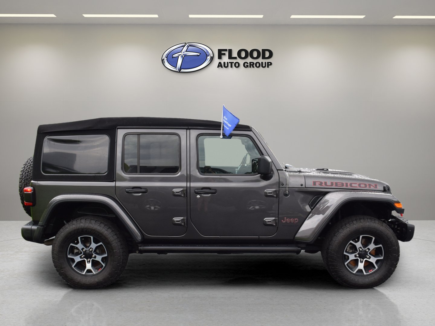 Used 2020 Jeep Wrangler Unlimited Rubicon w/ Dual Top Group AWD/4WD image 3