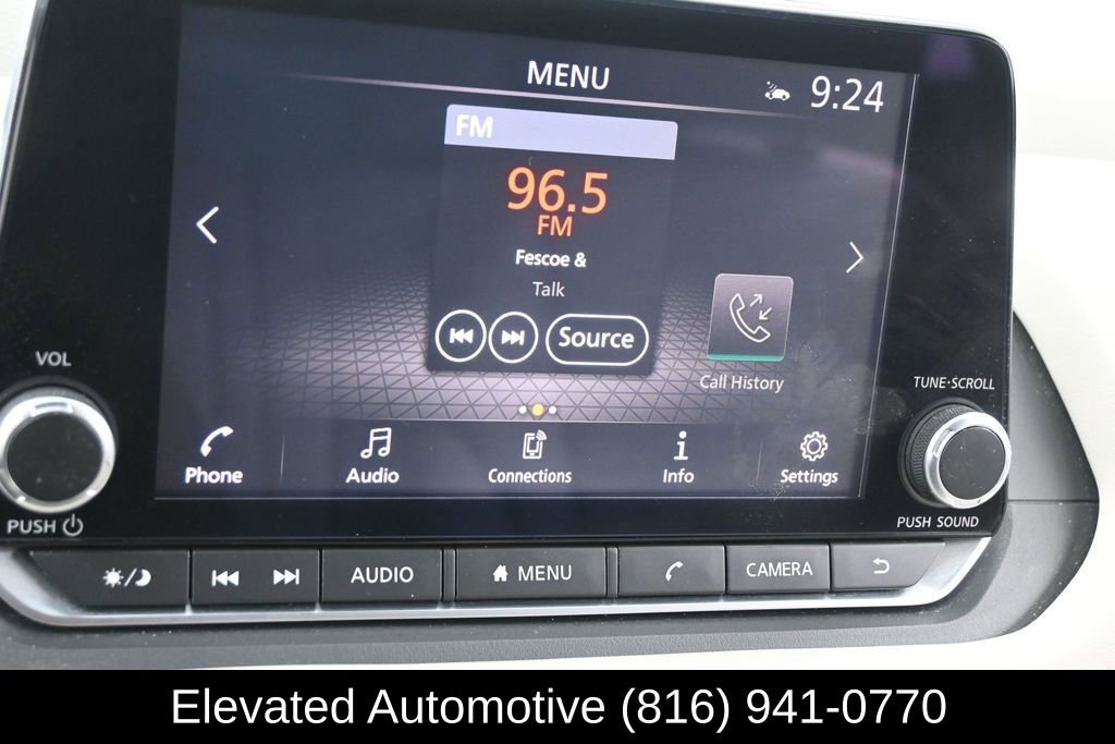Used 2021 Nissan Rogue SV FWD image 9