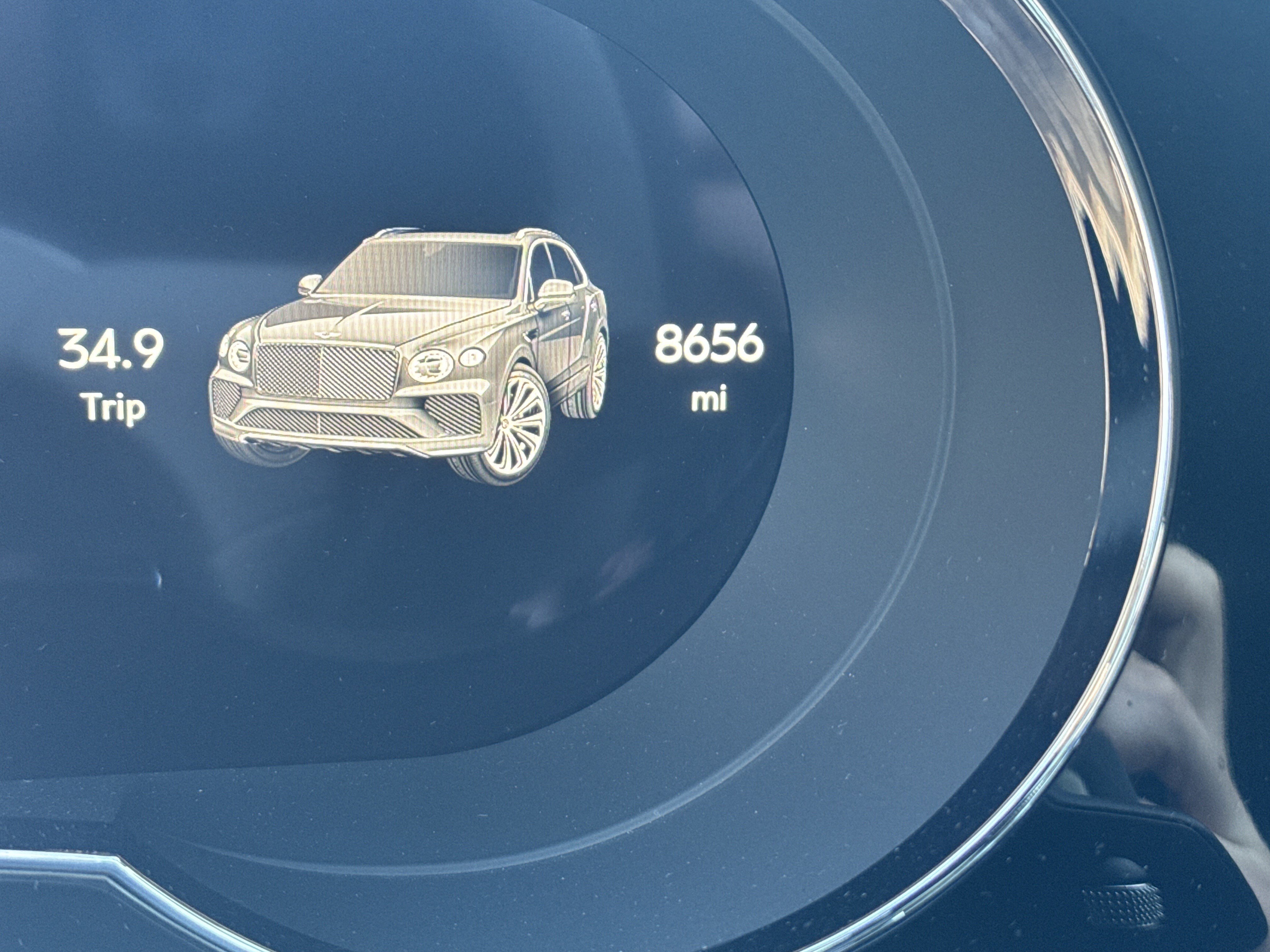 Used 2022 Bentley Bentayga S image 21