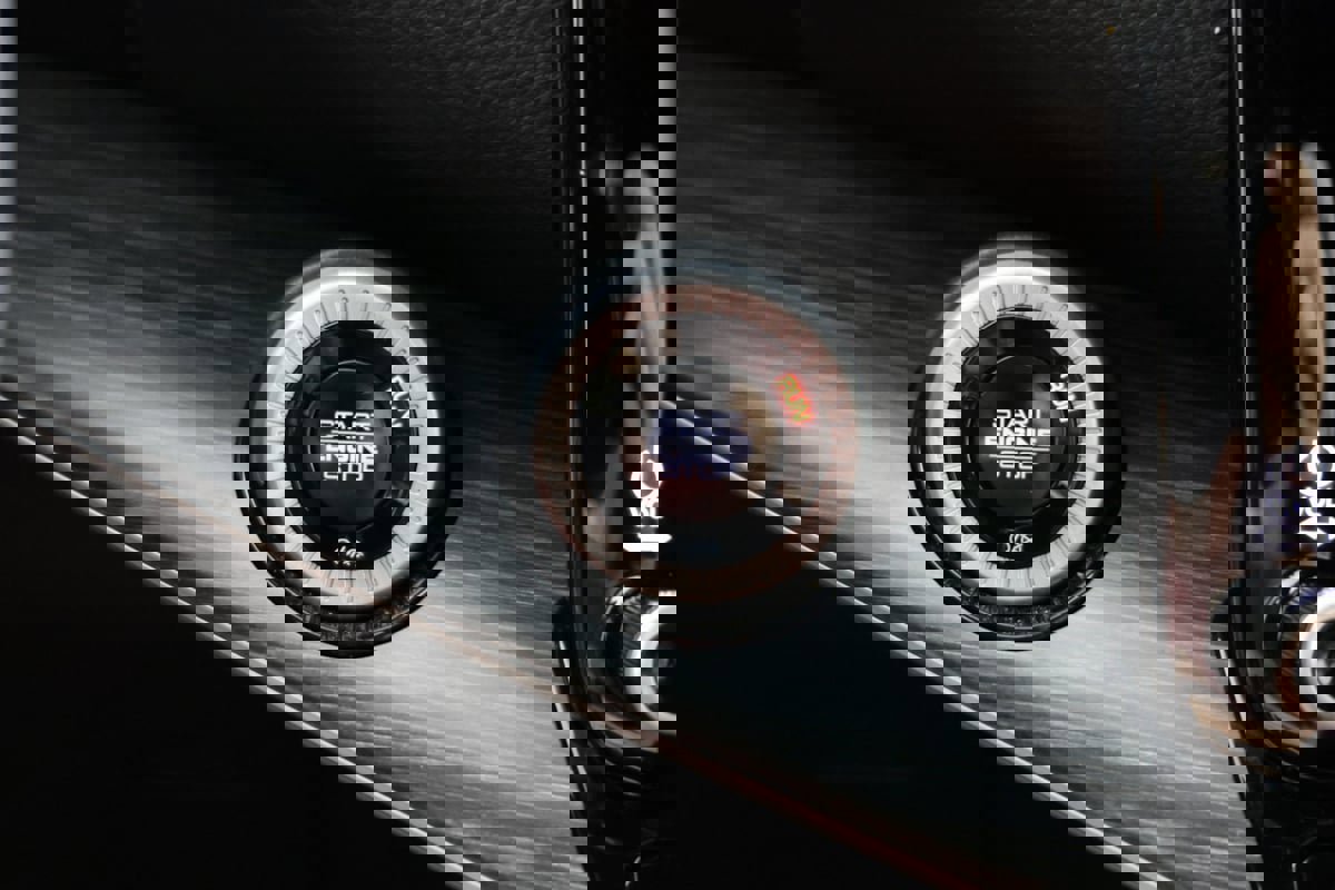 Used 2024 Jeep Wagoneer L Series III w/ Flexible Seating Group image 22