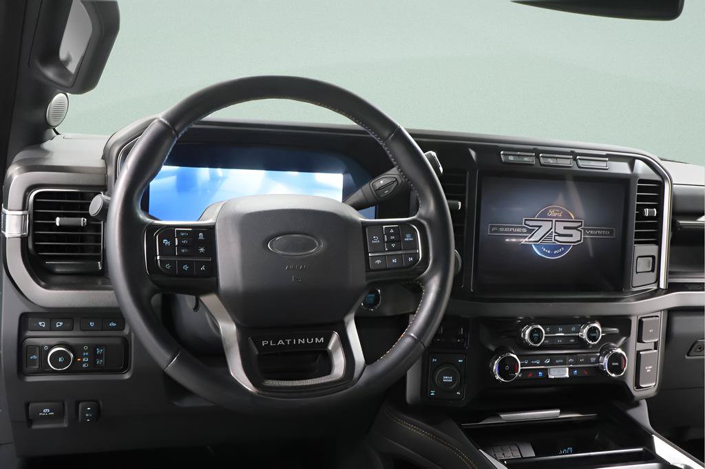 Used 2023 Ford F250 Platinum AWD/4WD image 9