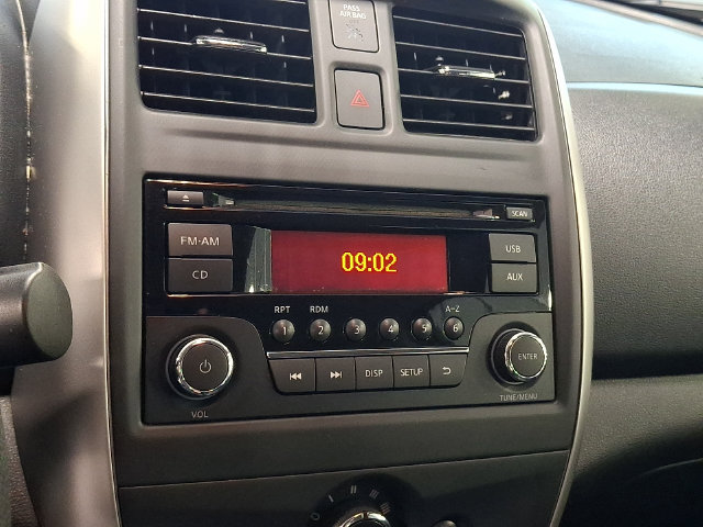Used 2016 Nissan Versa SV FWD image 15