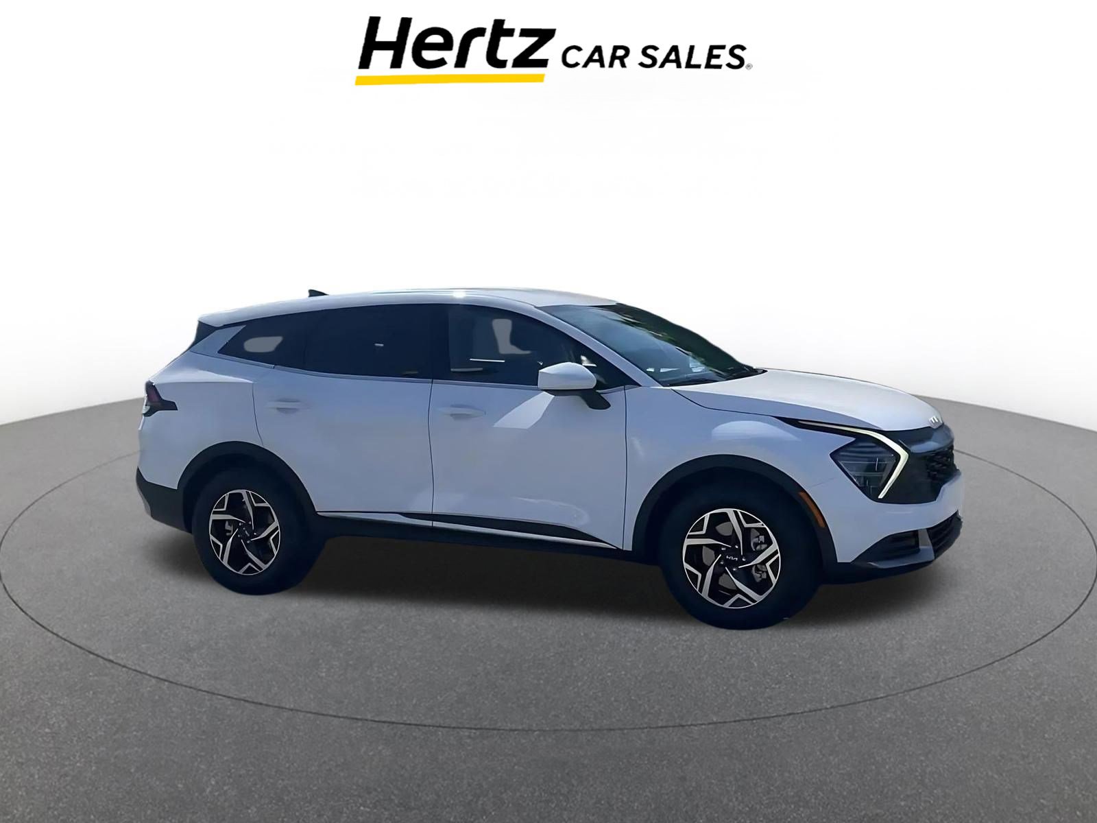 Used 2025 Kia Sportage LX image 1