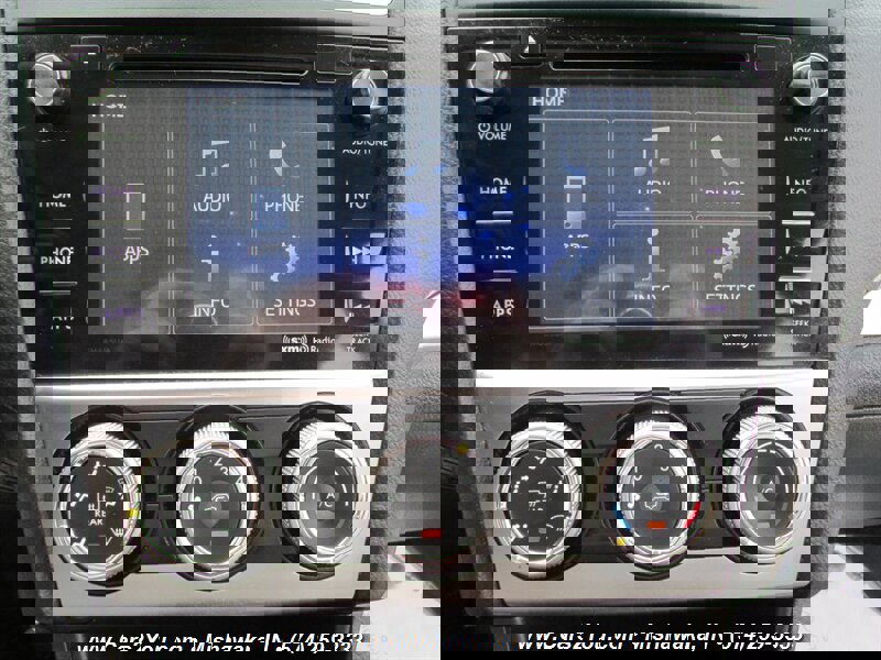 Used 2017 Subaru Crosstrek 2.0i Premium image 26