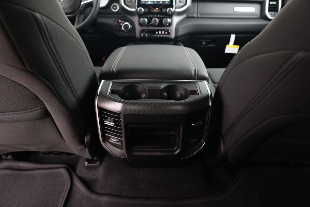 New 2026 RAM 1500 4x4 Crew Cab image 27