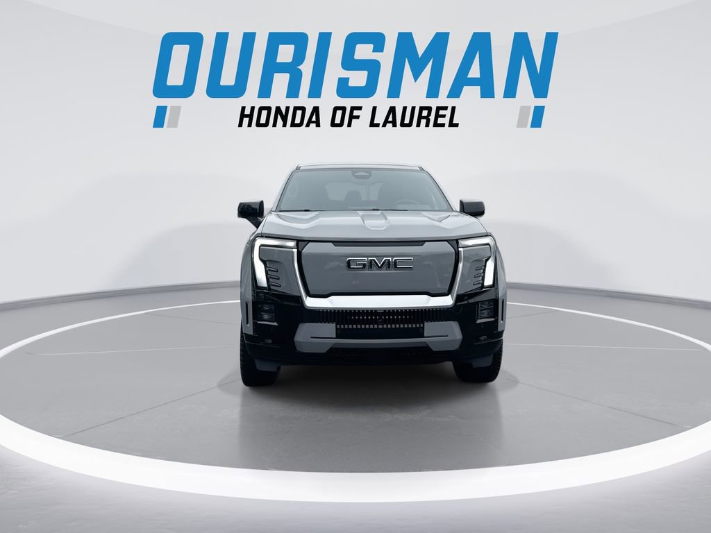 Used 2024 GMC Sierra EV Denali image 3