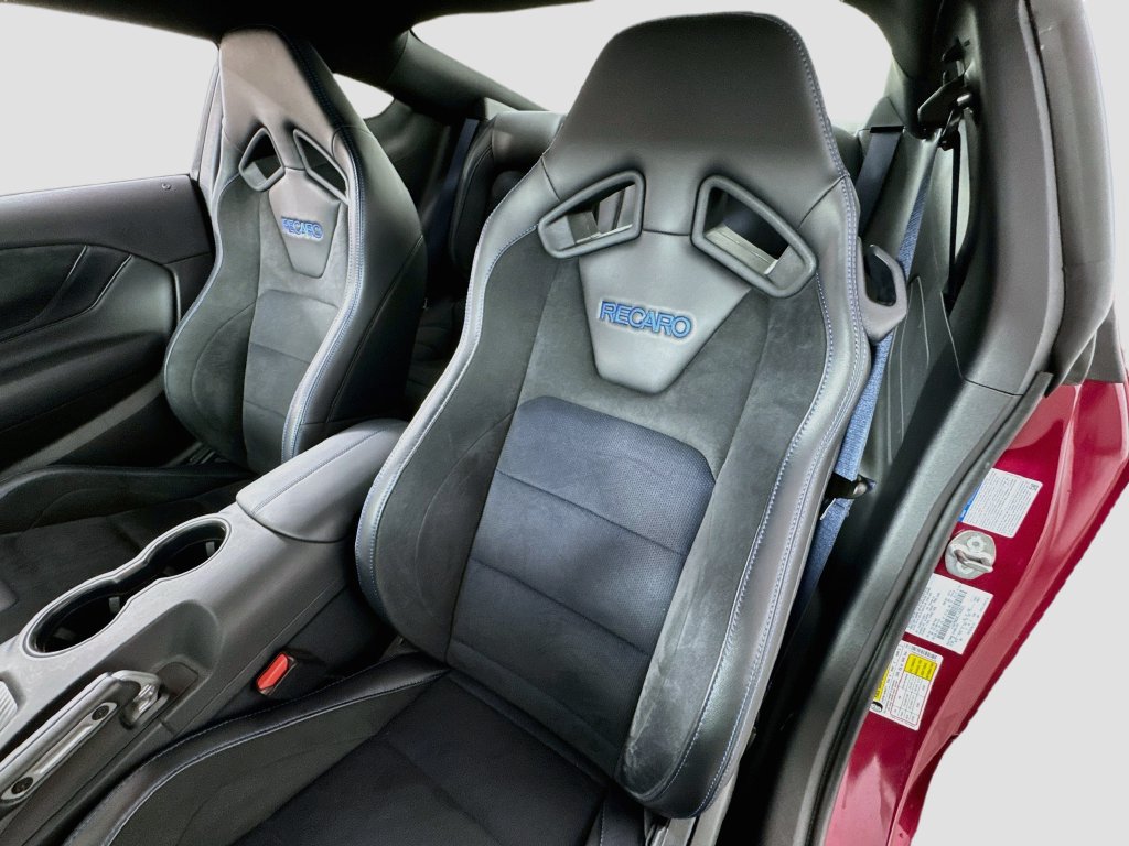 Used 2025 Ford Mustang Dark Horse RWD image 24