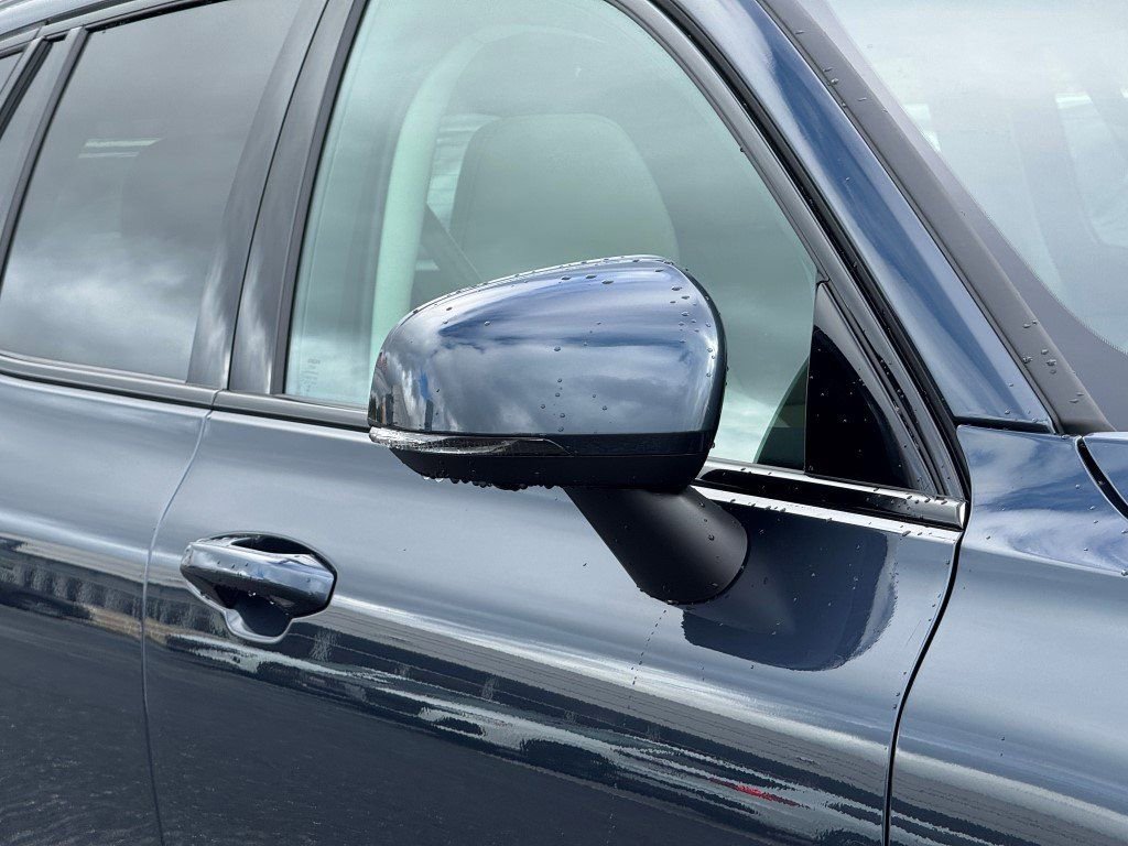 New 2026 Volvo V60 B5 Cross Country Plus w/ Protection Package Premier image 5