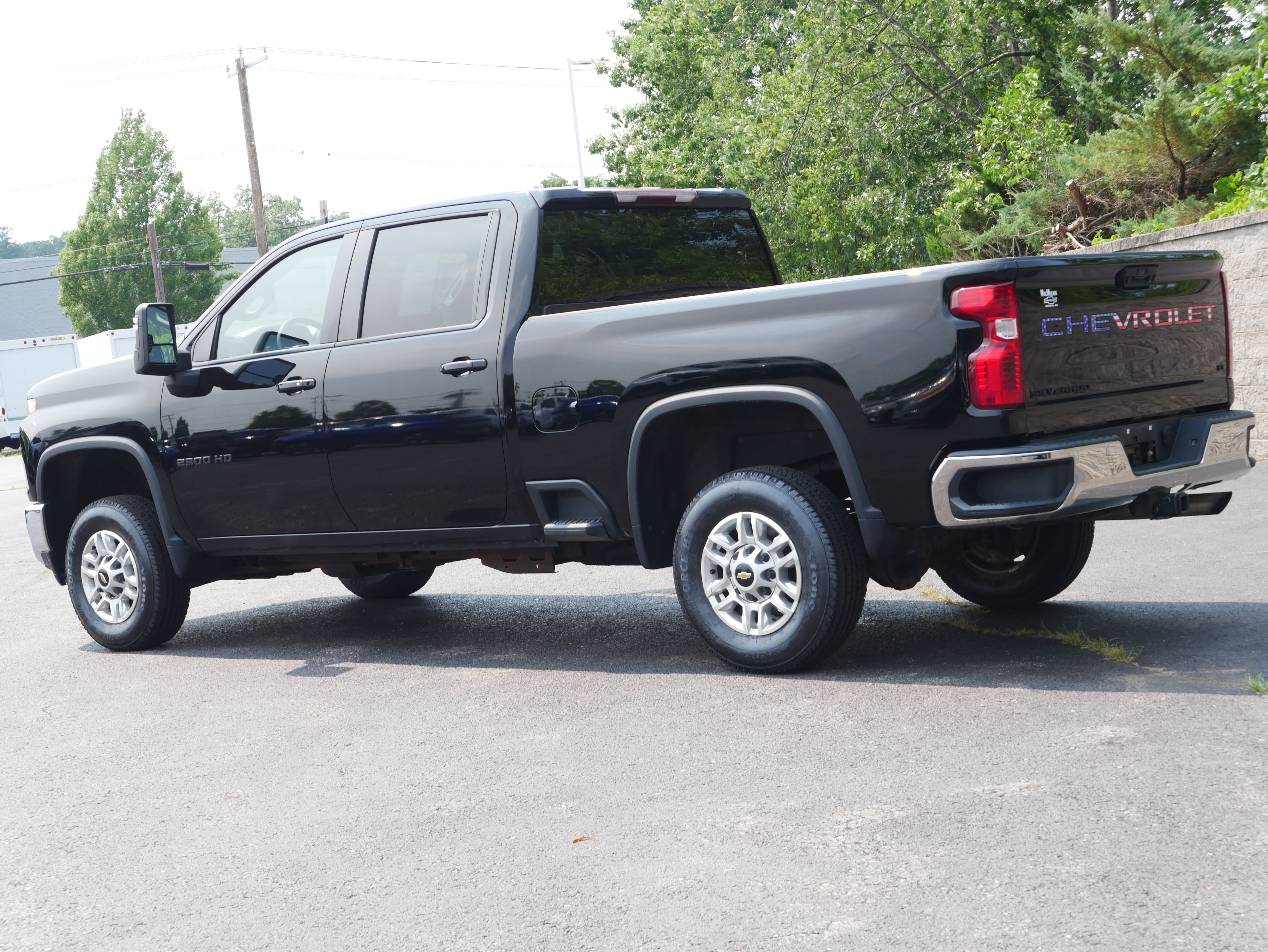Certified 2022 Chevrolet Silverado 2500 LT w/ Convenience Package AWD/4WD image 4
