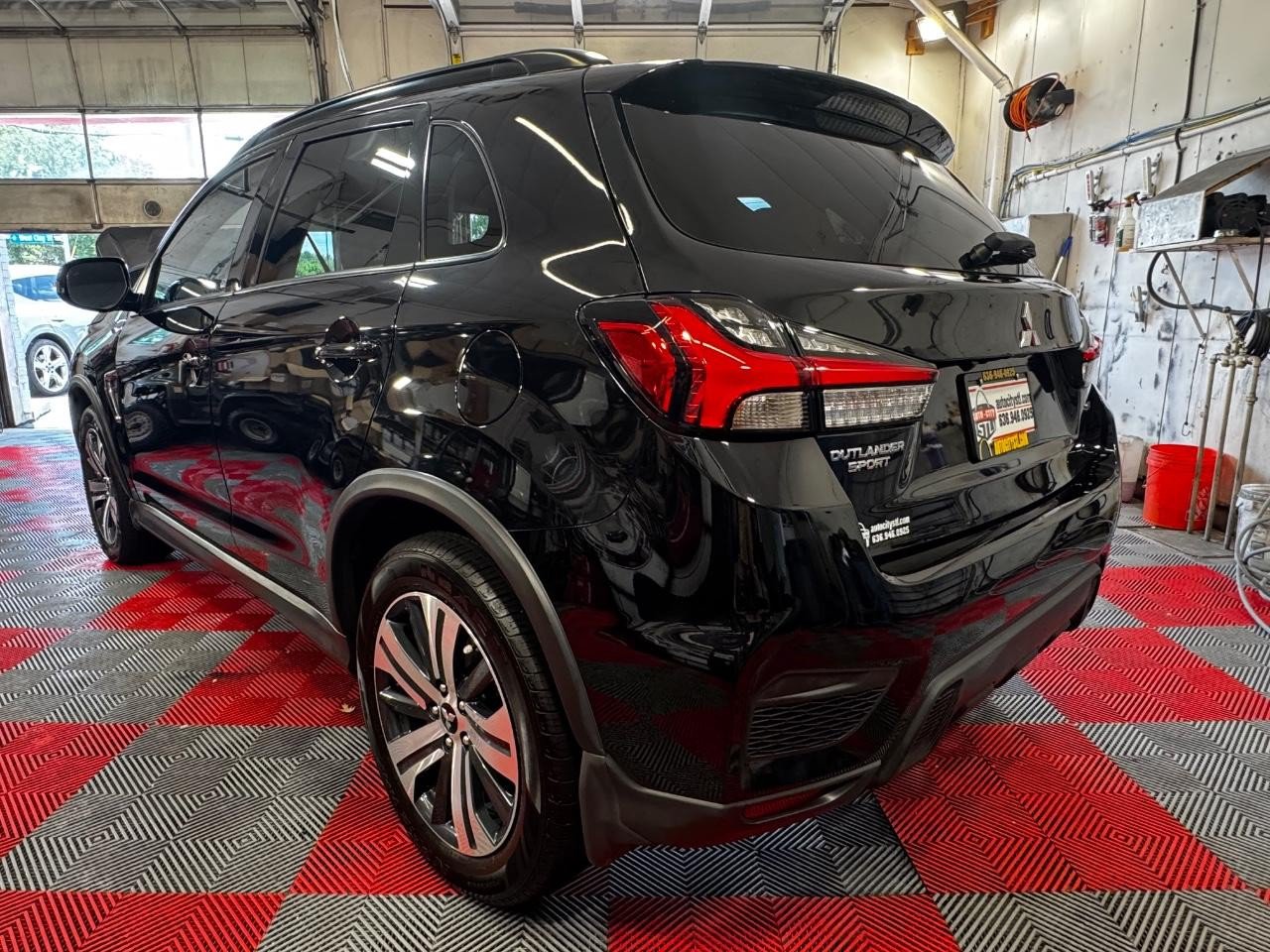 Used 2024 Mitsubishi Outlander Sport SEL AWD/4WD image 5