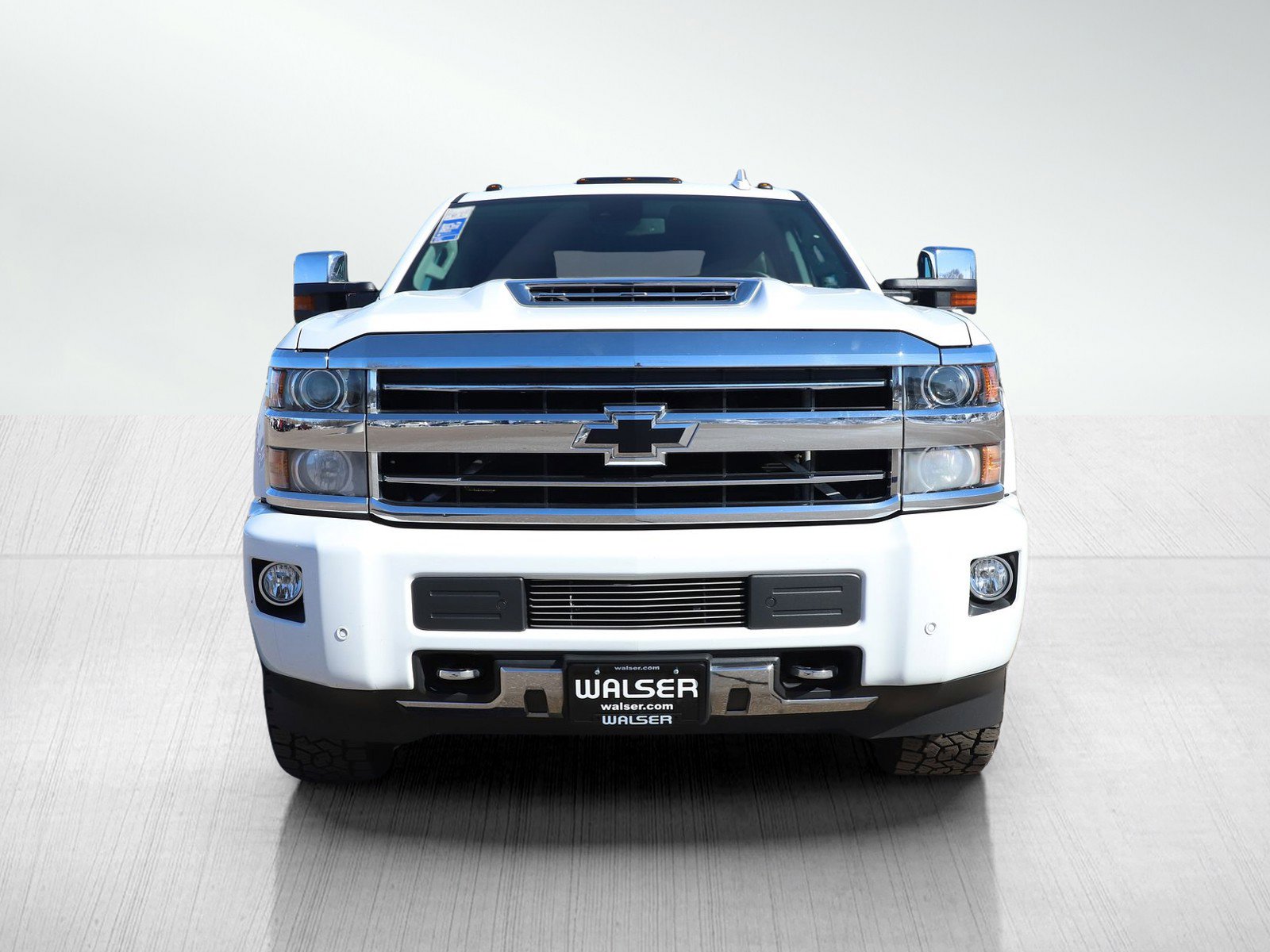 Used 2018 Chevrolet Silverado 2500 High Country w/ Duramax Plus Package image 8