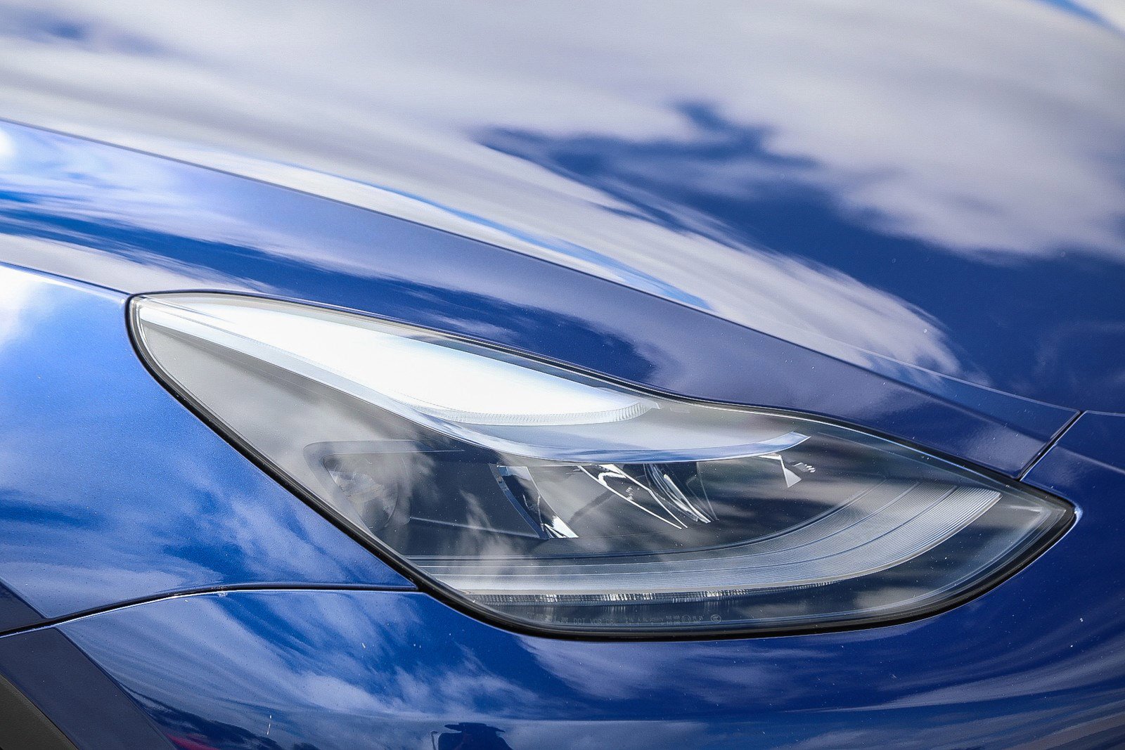 Used 2024 Tesla Model Y Long Range RWD image 8