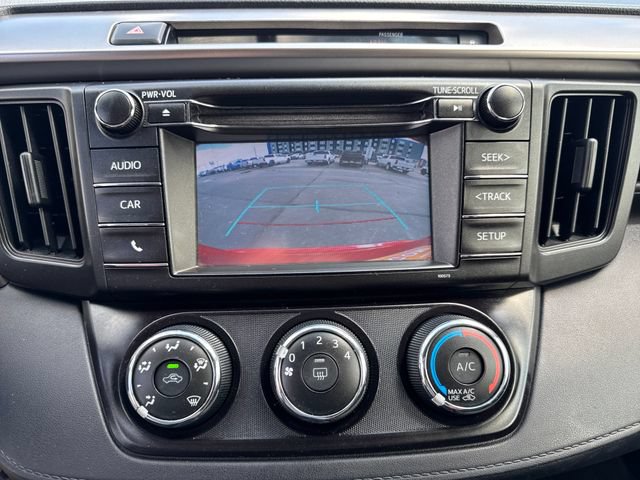 Used 2016 Toyota RAV4 LE AWD/4WD image 19