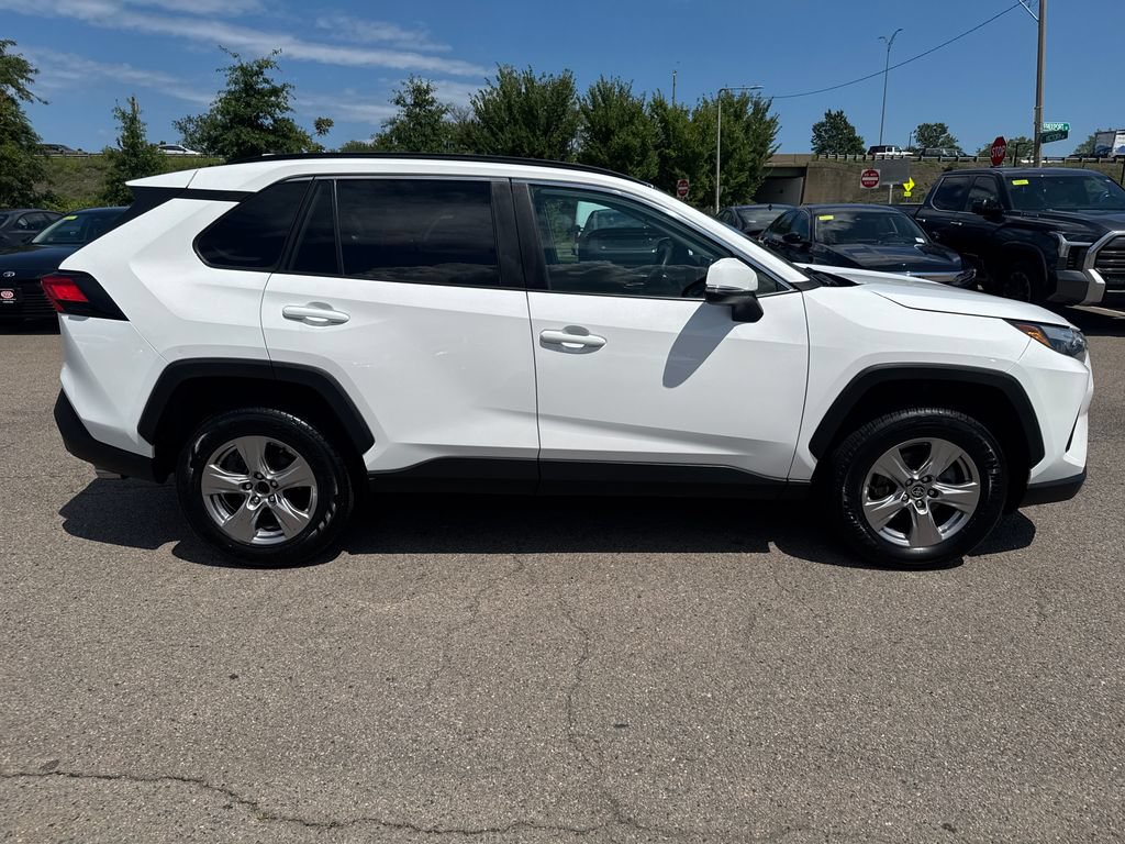 Used 2023 Toyota RAV4 XLE FWD image 9